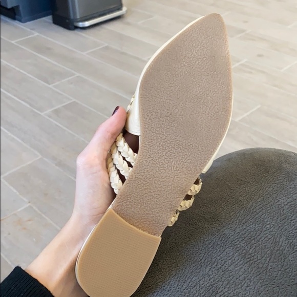 Matisse St Tropez natural slide on size 7 - Picture 2 of 3